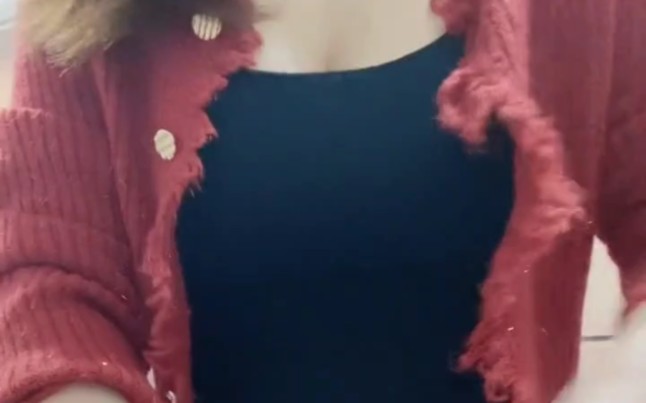 It's only when you're full that you have the strength to keep eating.