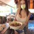 【4K】性感泰国女士为您煲汤 - 泰国街头美食 by STREET FOOD JOURNEY
