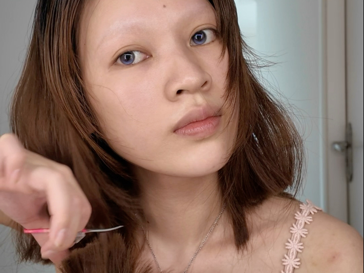 为他的话留了八年长发，现在听自己的。