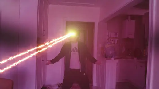 镭射激光眼真好玩