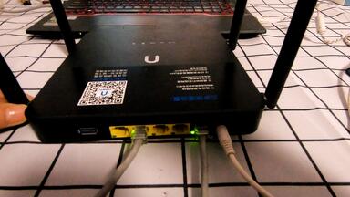 newifi_新<em class="keyword">路由3</em>刷高恪固件教程<em class="keyword">路由器刷机</em>一线多拨废物利用