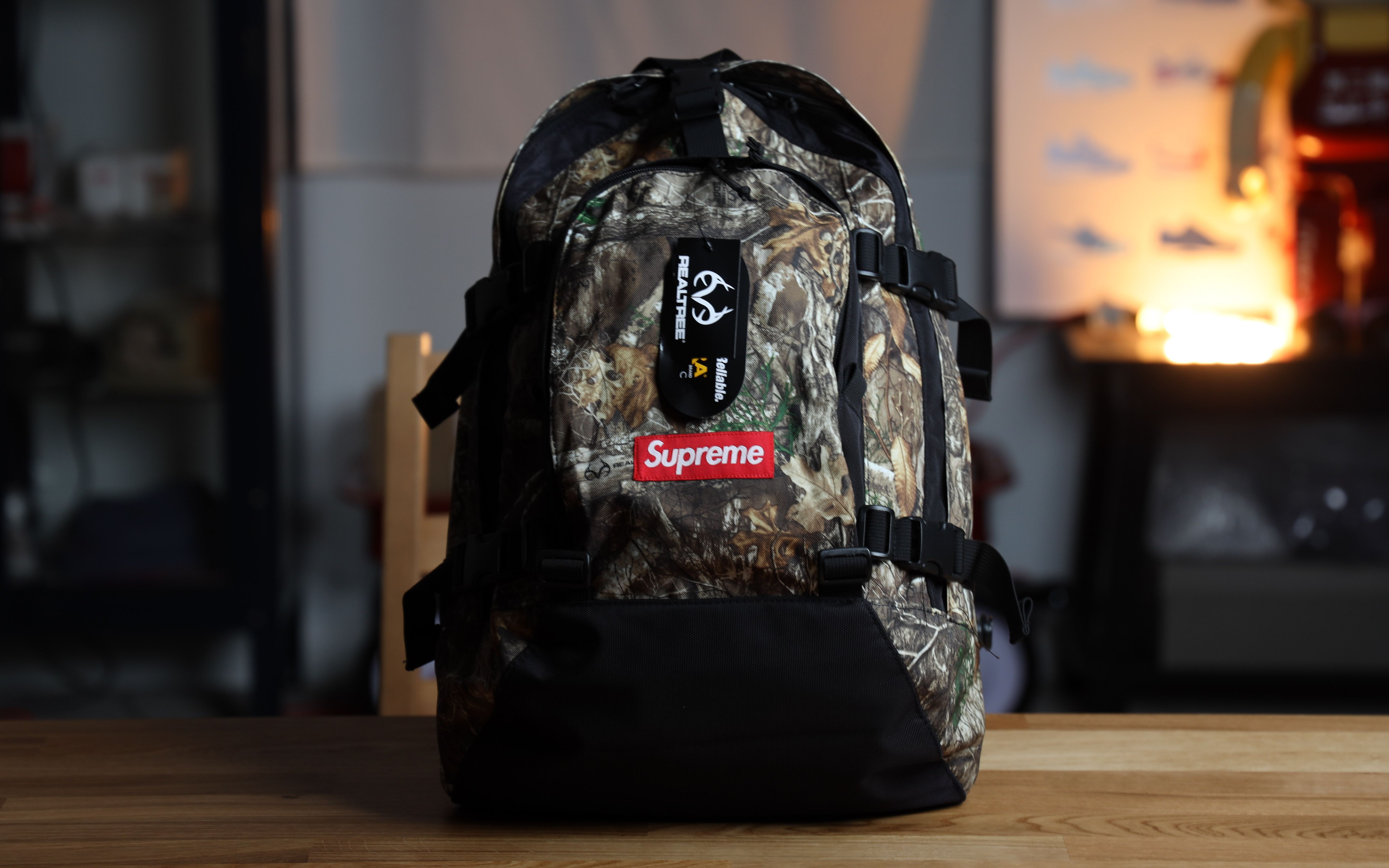 Supreme Backpack 19FW Camo