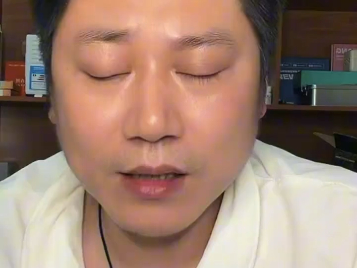 十三哥分享 柬埔寨 缅北地区 三佛塔在开战 清除电诈园区，中国同胞在缅北地区的能回国快回国，缅北地区很乱的