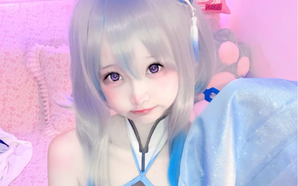 Mustard long sleeve dress for the first time in my life I wear ......