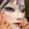 面具下的真实，是我最美丽的一面。你认为真正的美丽来自于哪里？留言和我一起探讨！#面具之下是更美的面具  #魂作物面具 #我从没对这皮囊失望