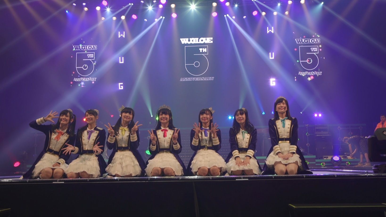 醒醒，女孩们！13-8岁生日来卜特典视频