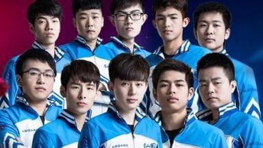 <<em class="keyword">无痕</em>关羽+露娜><em class="keyword">踏雪无痕四</em>刀关，露娜月下无限连