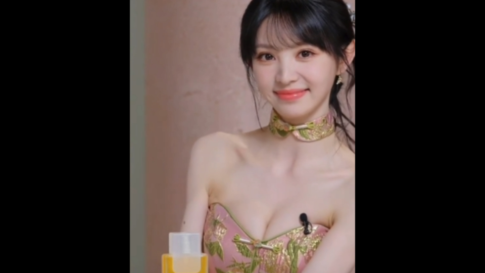 田曦薇直播现场