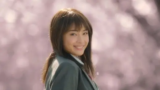 《花心》日语原曲《花》，喜纳友子演唱，真是别有一番滋味