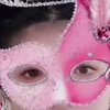面具美女