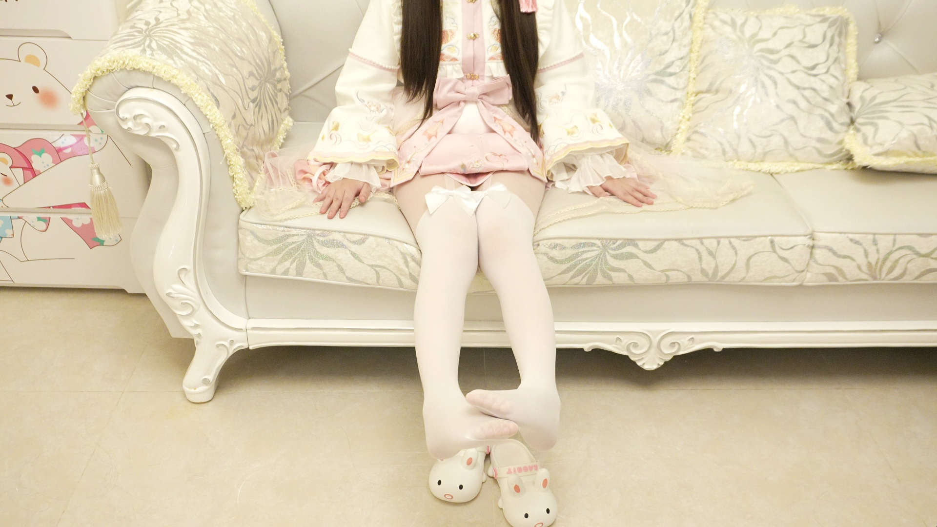 [White Silk Suspender Stockings] Review, is it cute with a lolita hanbok? Or can it be pure and desirable ❤
