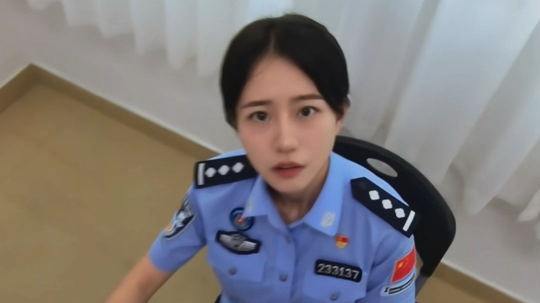 《以 下 范 上》