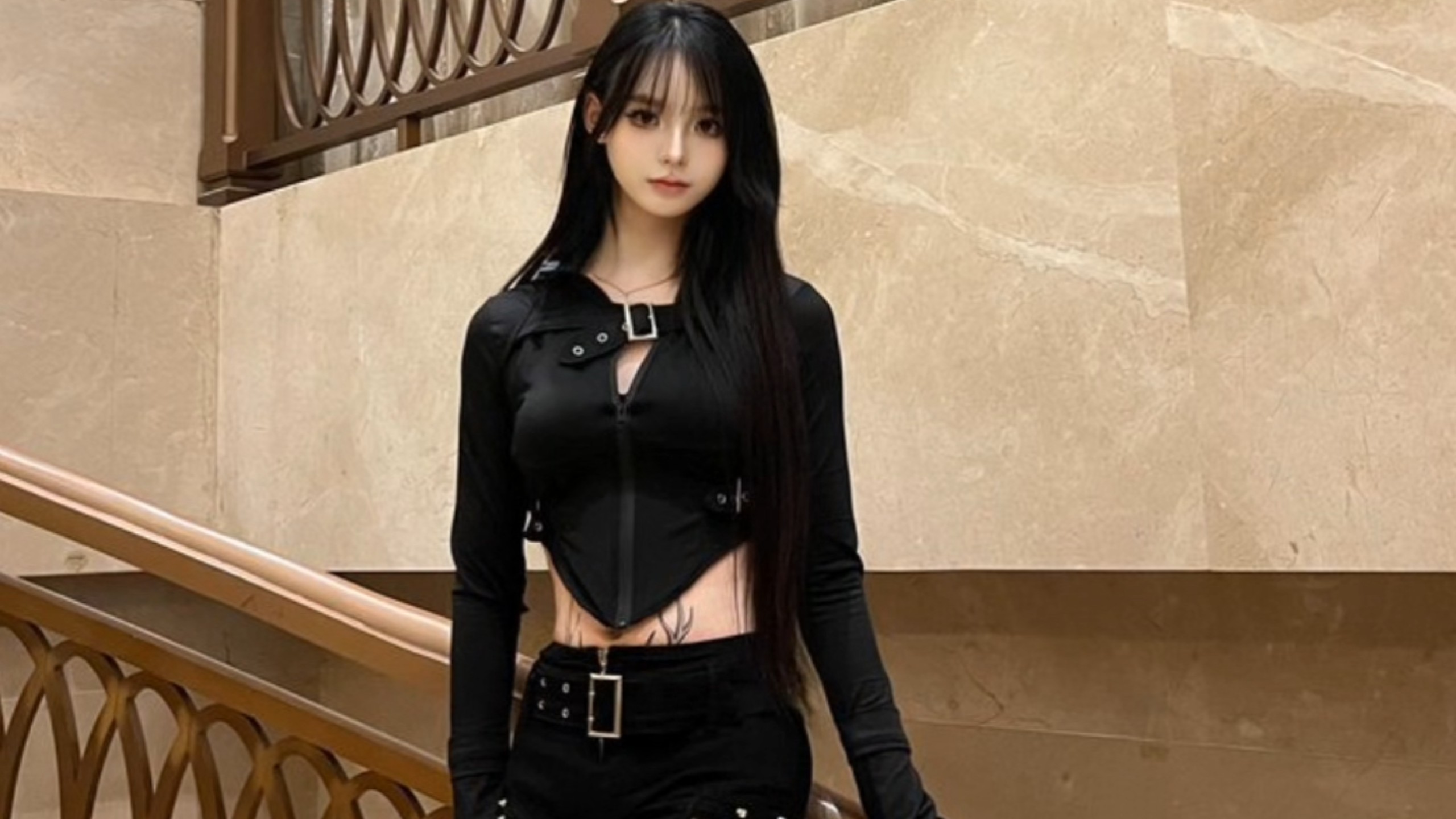 High-profile T-girl from Jiaxing, Zhejiang—offensive and defensive capabilities