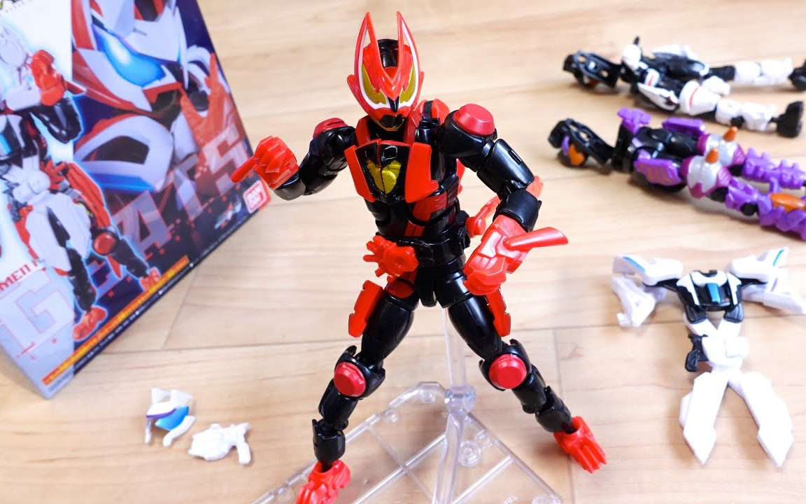 【レオンチャンネル】リボルブチェンジフィギュア PB05 仮面ライダーギーツ ブーストフォームマーク2 & レーザーブーストフォーム レビュー!哔哩哔...