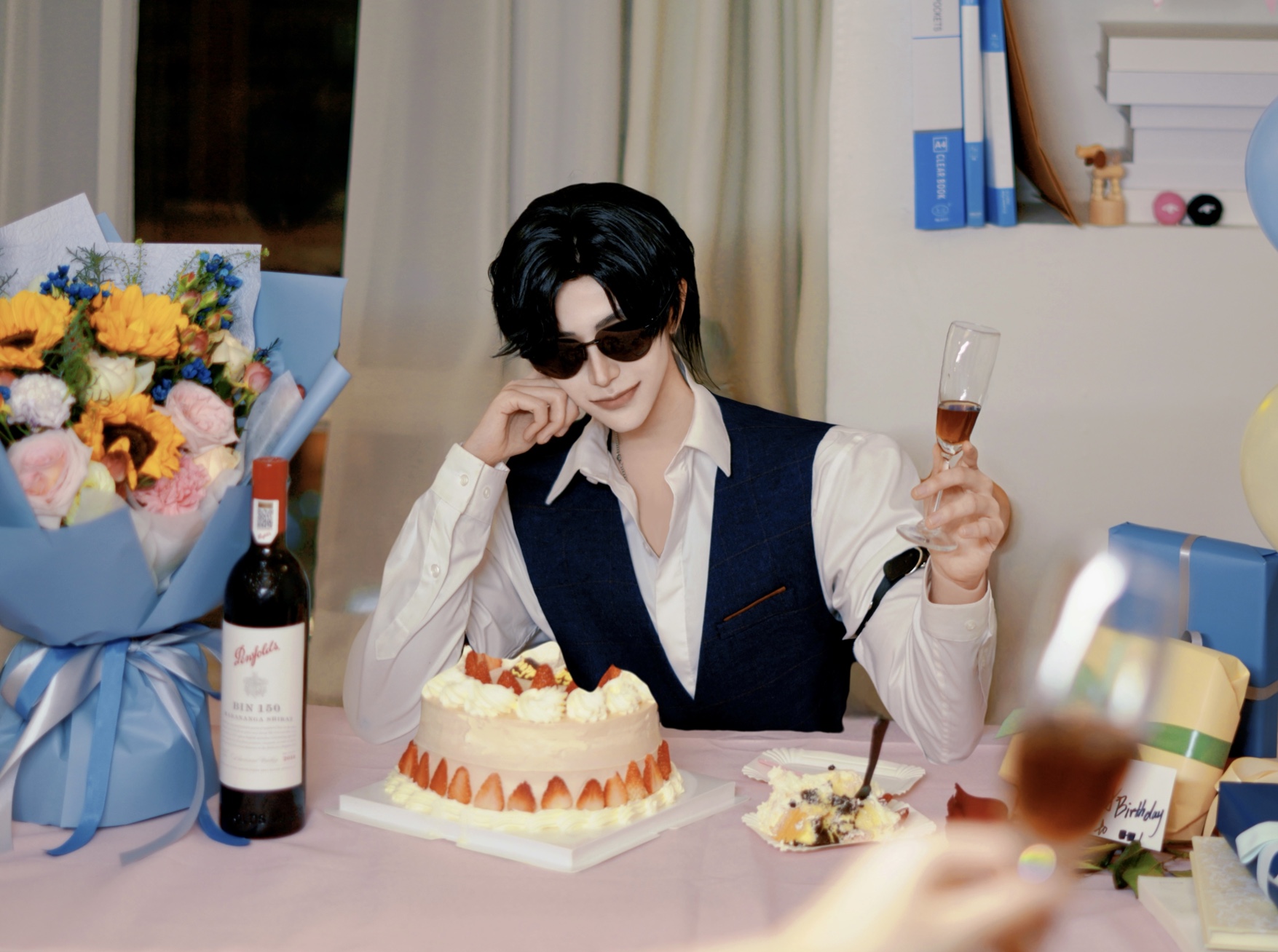 漫展嘉宾的倒贴Vlog | 四天赚钱四小时花，一分都没带回家