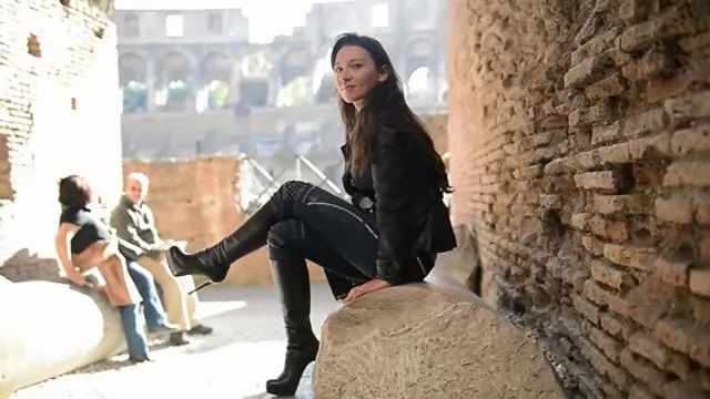Julie skyhigh boots