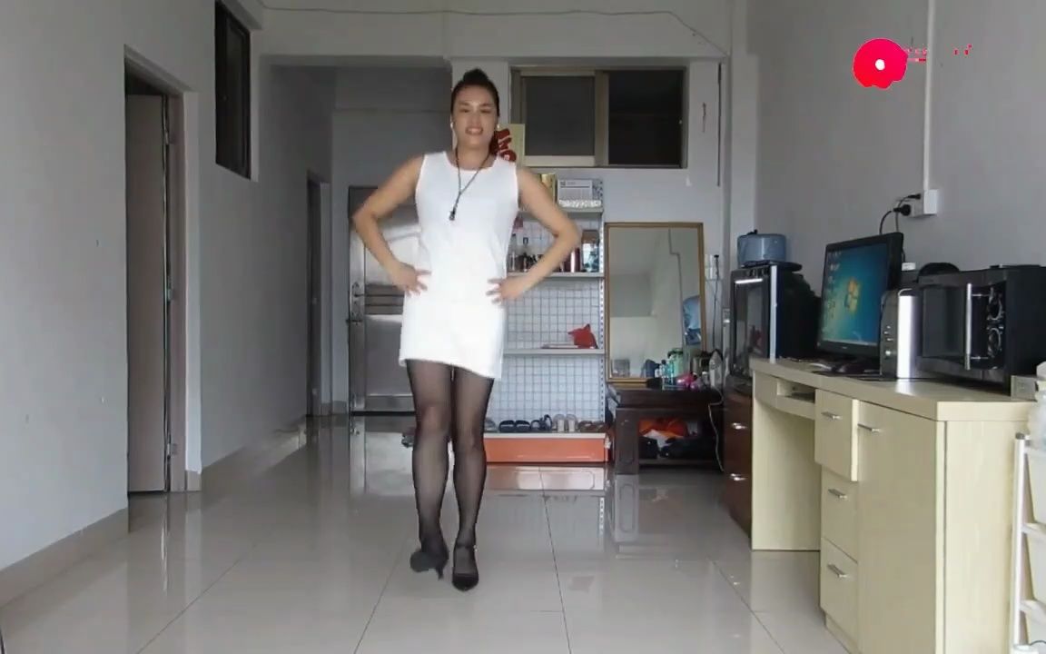 霞姐广场舞=风水轮流转