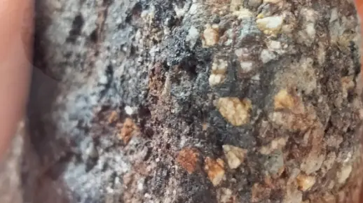 【穿石穿石】最新视频来袭，快来看看吧！