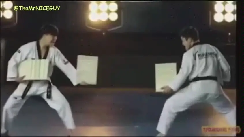 阿姆斯特朗式螺旋回旋踢