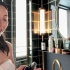 袁嘉敏（2009年香港小姐最上镜小姐前无线电视女艺员2015演过《鸭王》刚醒来时刚洗完澡，早晨洗了脸，准备在香港工业区拍