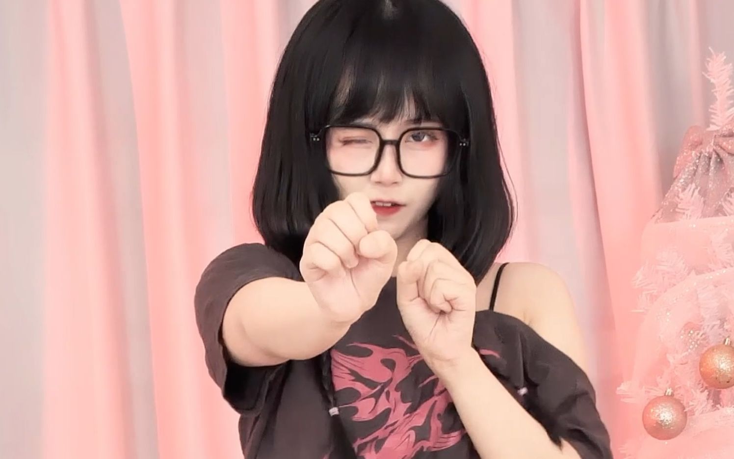 Gorgeous empty room.