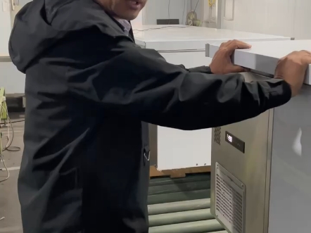 直冷冰柜和风冷冰柜有什么区别？