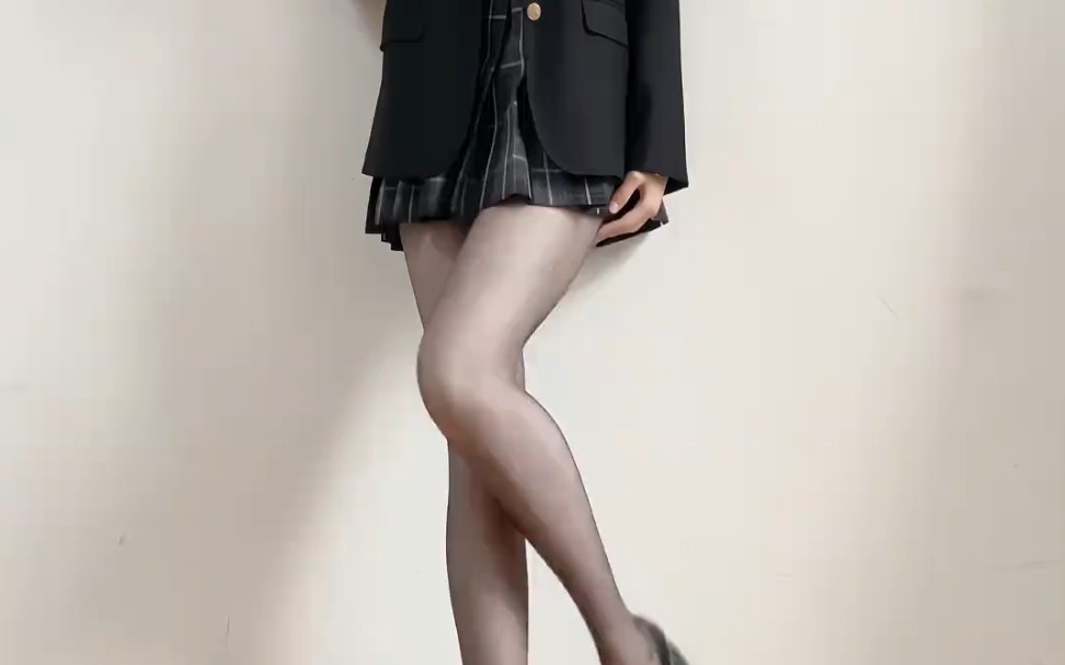 Reward your black silk jk