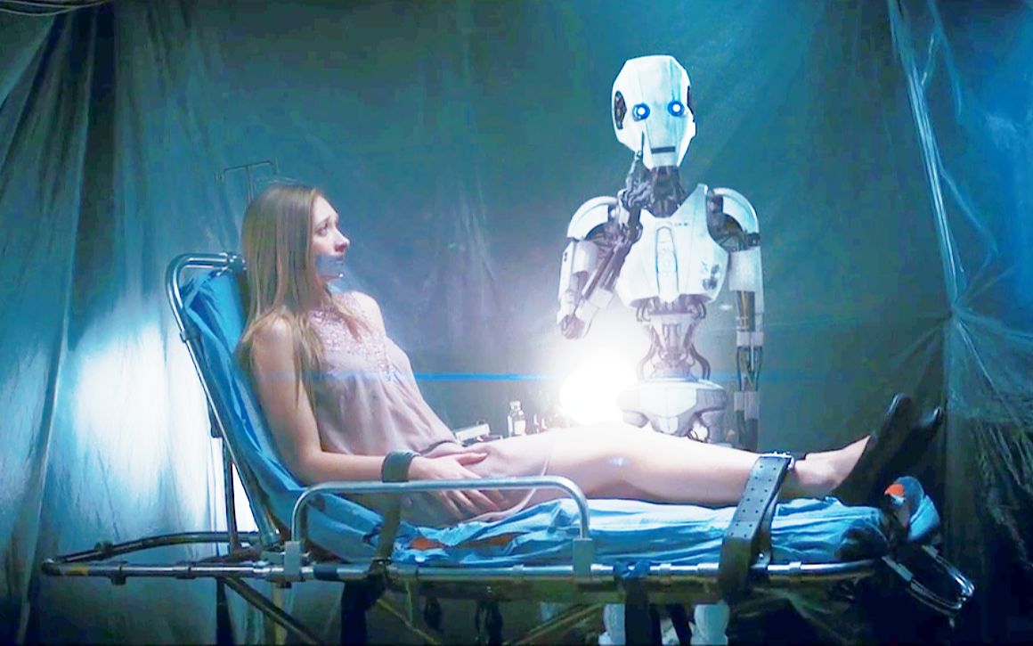 当机器人有了欲望后，把喜欢人类绑架在密室，想要将她彻底的改造