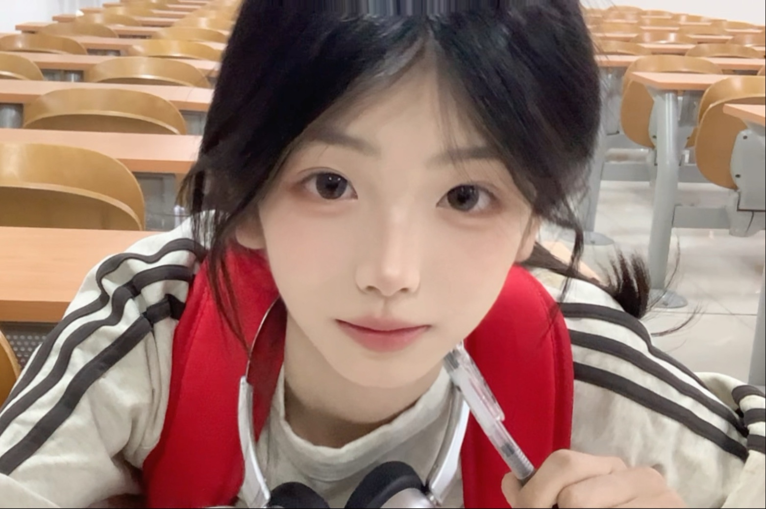 草稿本写着你我的相遇没有后续