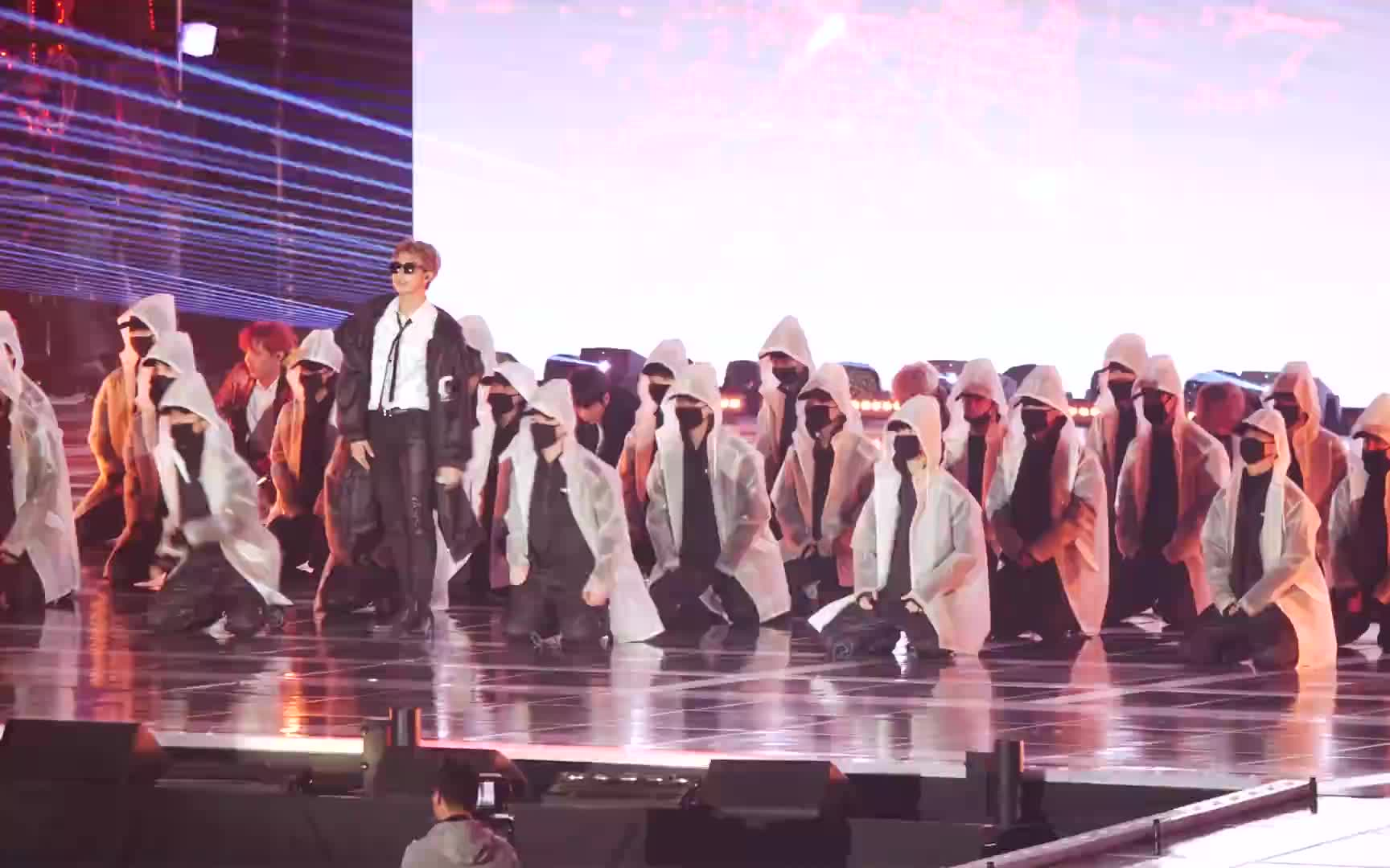 171225 防弹少年团 BTS _ MIC Drop 全场大合唱 Fanchant _ 广角直拍 Wide FanCam _ 歌谣大战_哔哩哔哩_bilibili