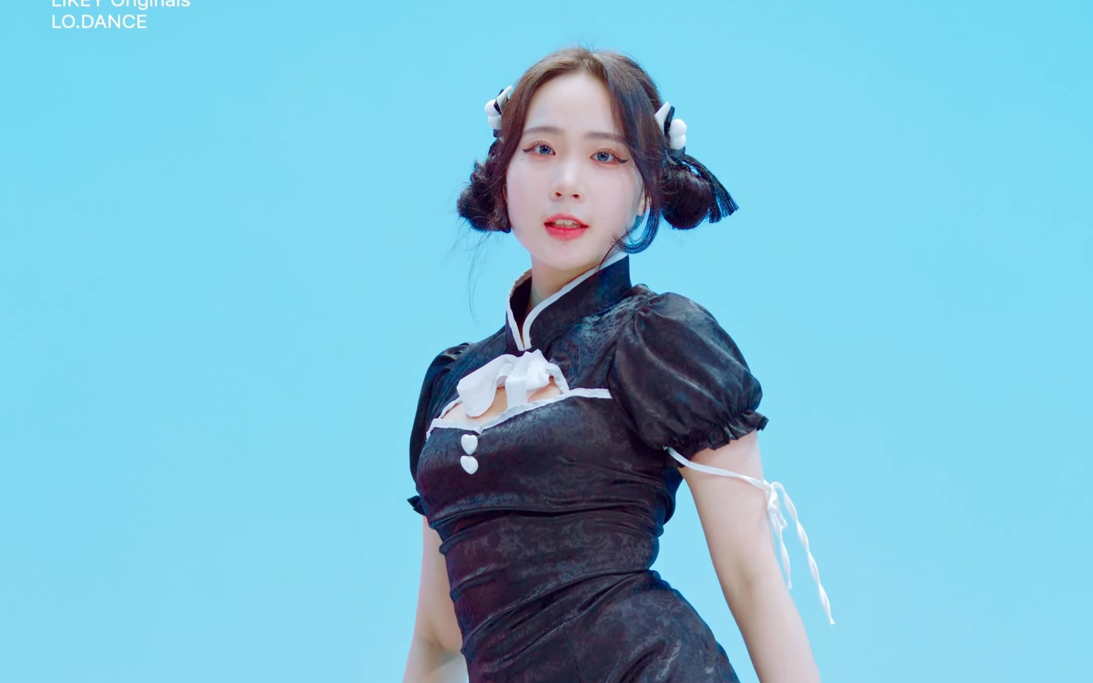 Jung In, Heart Attack, Black Cheongsam