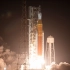 鸽王终于上天！NASA“阿尔忒弥斯1号”登月火箭成功发射