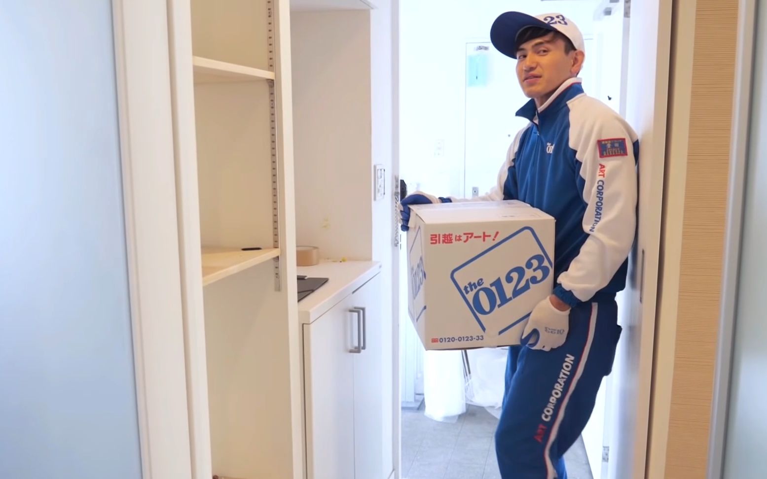 日本已经将某些服务业做到了极致：小两口请一家日本的搬家公司搬家全过程