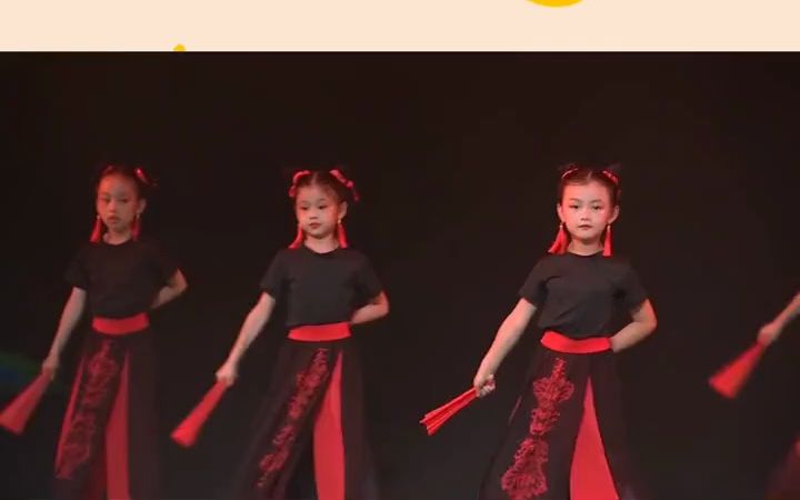 经典剧目《万里山河》#六一舞蹈 #六一儿童节 #舞蹈剧目 #少儿节目 #幼儿园老师，雪龙吟