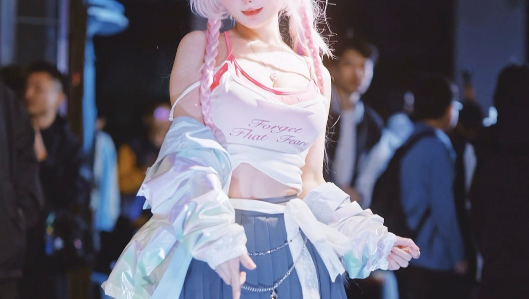 It's not cold, it's not cold, it's not cold this time Firefly is not cold at all.