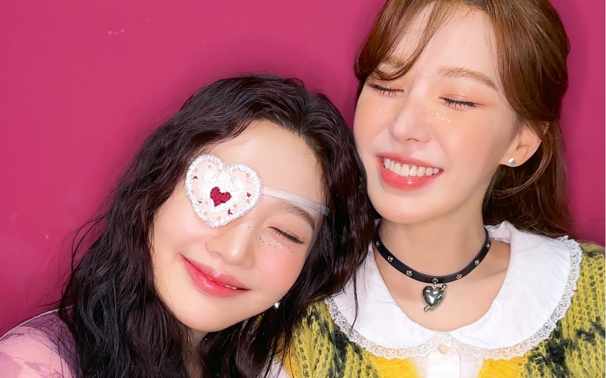 red-velvet-what-a-chill-kill-flirting-joy-ver-red-velvet-red