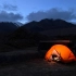 骑行新藏线，爬坡四十公里直到天黑，在昆仑山上的工地边露营