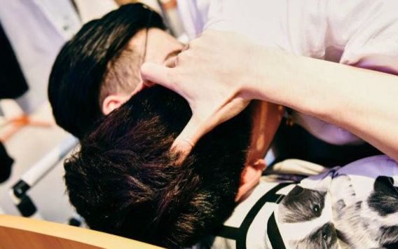 拐个弯儿来爱你