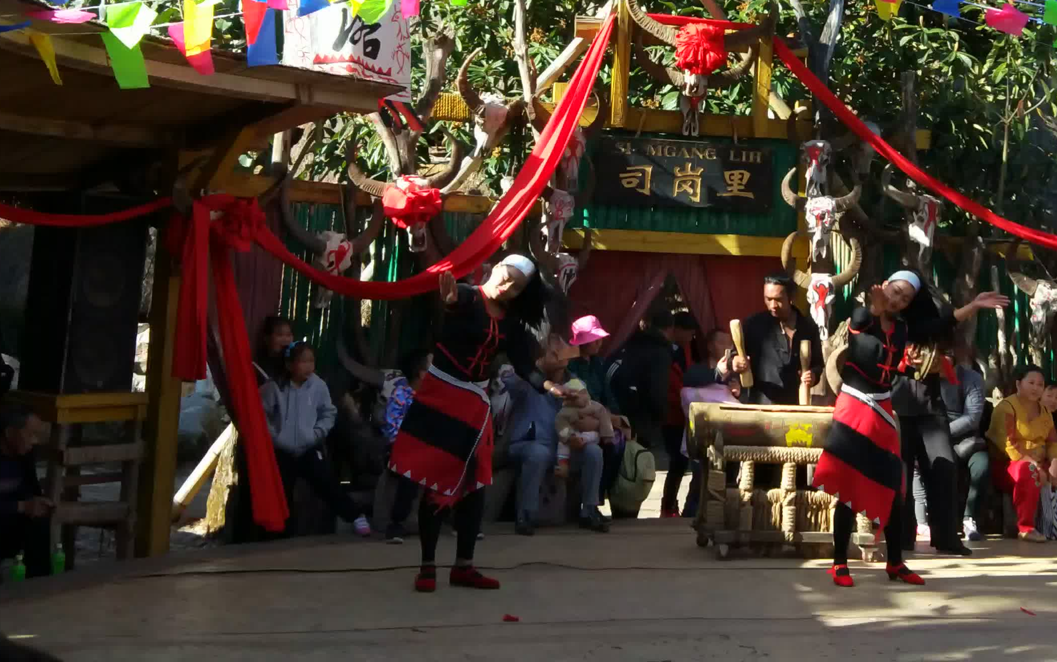 云南民族村——佤族舞蹈