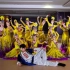 用舞蹈表达炙热的爱情故事，维吾尔族舞蹈《给我一支玫瑰花》【单色舞蹈】