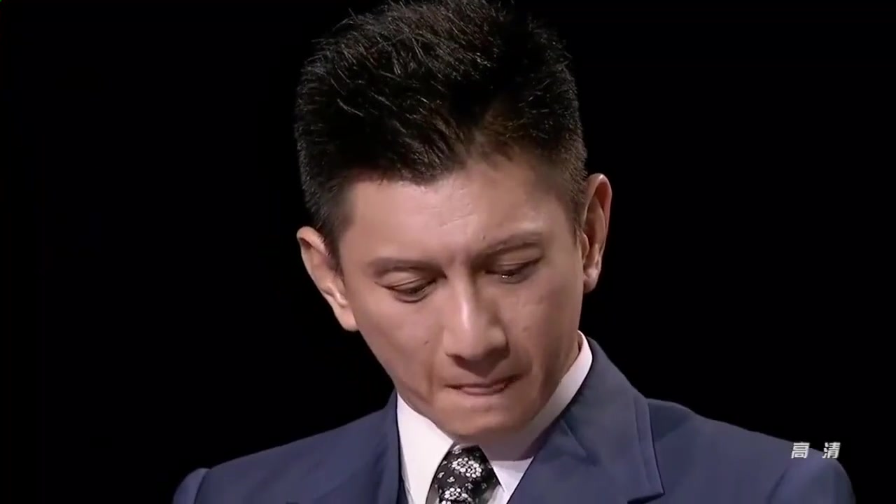 赵婉婷负伤退出比赛吴奇隆泪眼盈眶我尊重你的决定