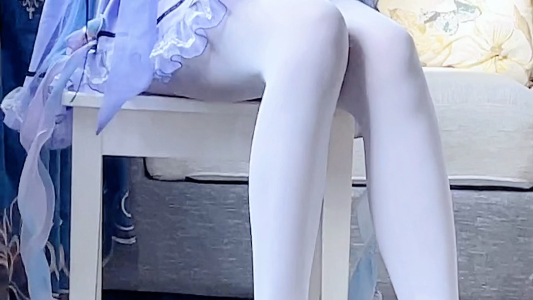 come to a place on invitation