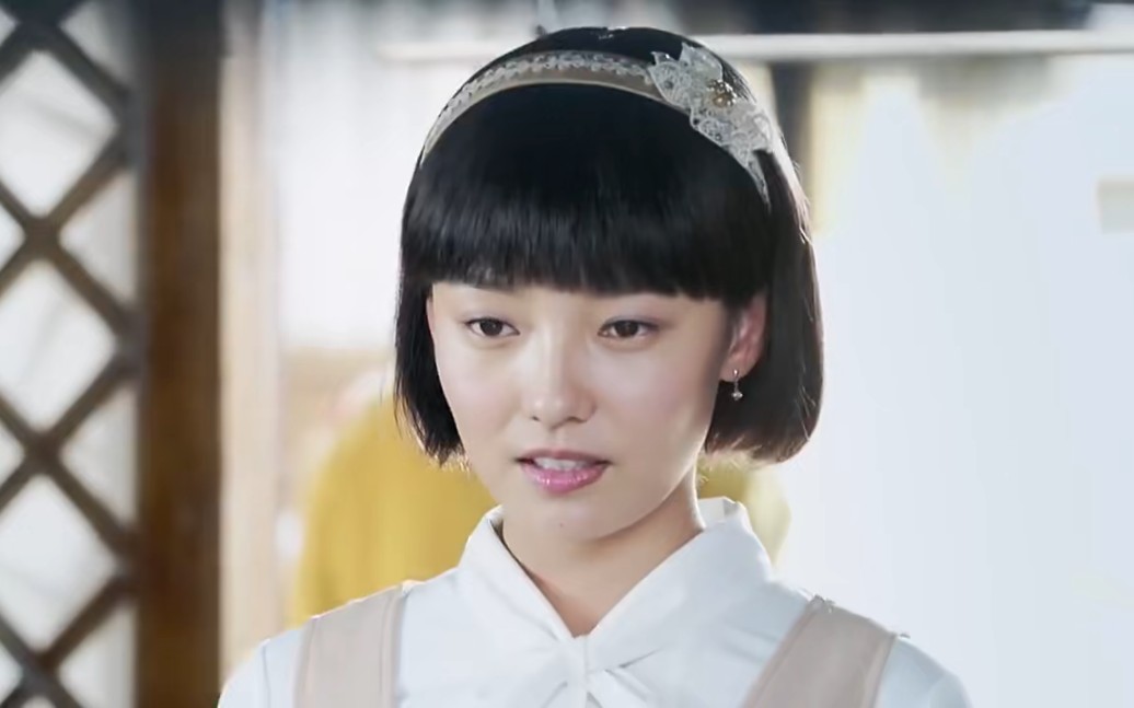 清纯女学生去找鬼子做客，结果被强占了