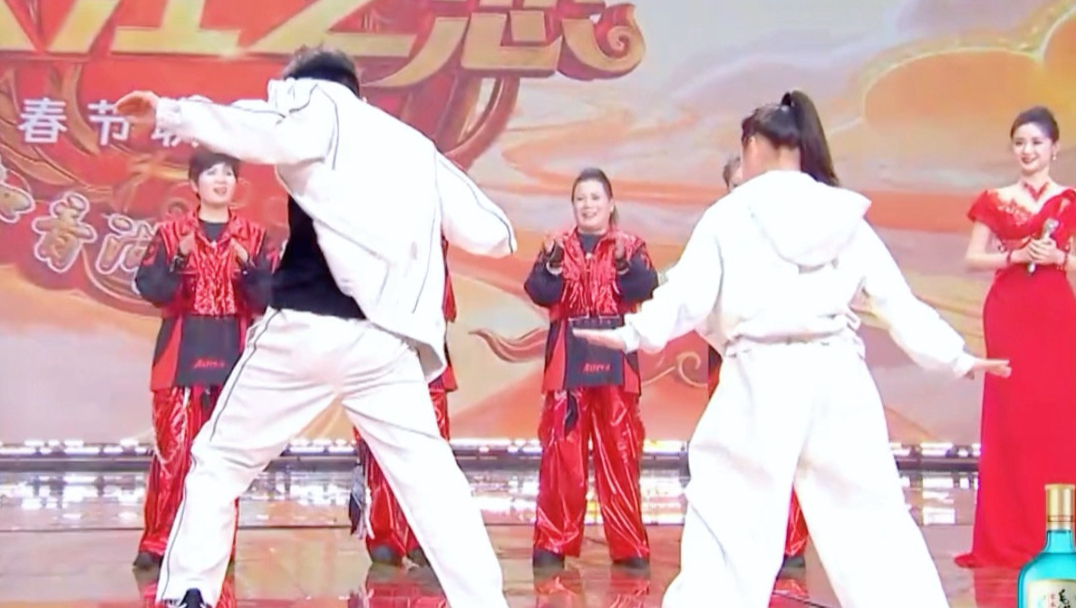 哈哈发个憨妹妹#rudeboy #2026湖北卫视春晚 #natsumi编舞