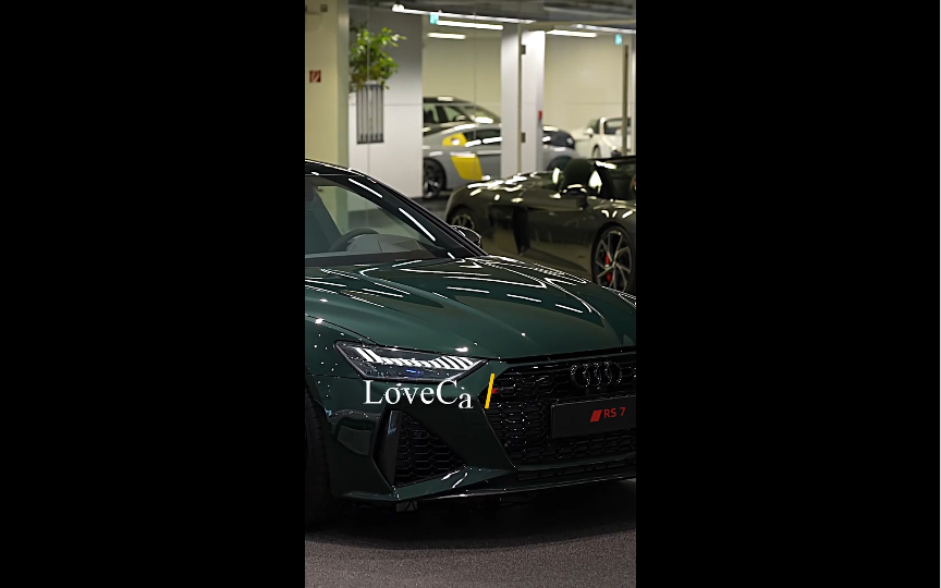 The Thug in a Suit RS7 with both performance and looks.#Car Photography #RS7 #Audi