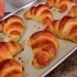 【劳拉在厨房】<^中文字幕^>牛角面包/可颂的做法 Croissants Recipe by Laura Vitale