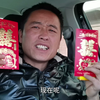 河南农村结婚热闹非凡，闹伴娘场面有点失控，非要掀开裙子找东西