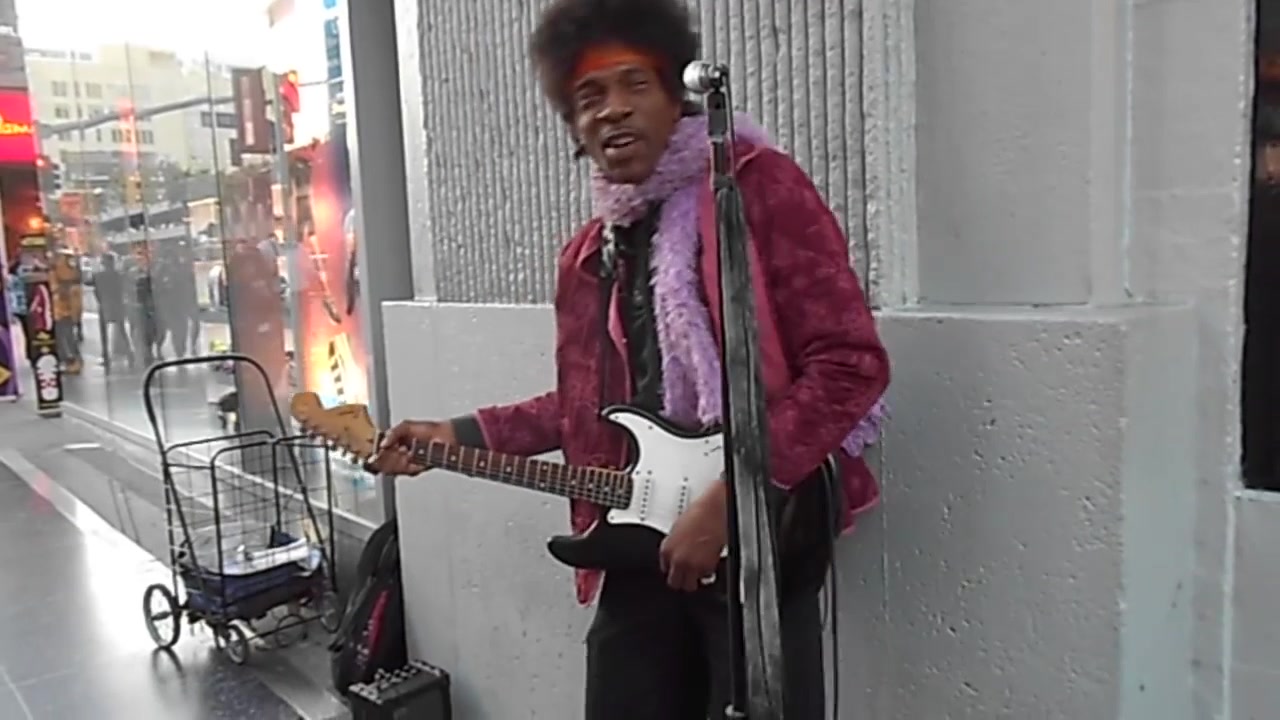 在美国街头偶遇Jimi Hendrix
