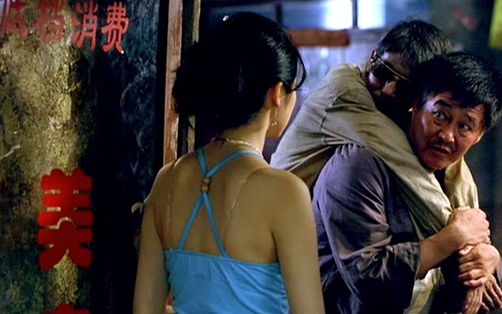 【越哥】被誉为中国最好的公路片，只为一个承诺，他背着尸体走遍半个中国！