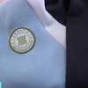 一套学生校服2300元！“天价校服”背后，学校回应称